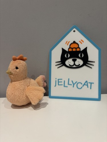 Jellycat small fluffy - small, chicken