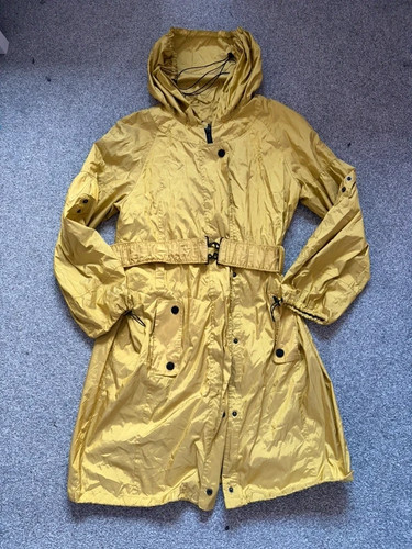 Concept yellow belted - uk,