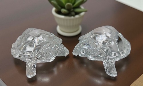 Pair crystal glass tortoise - pair,