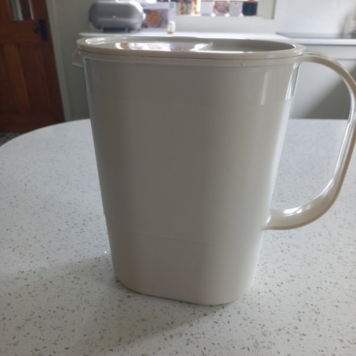 Tupperware fridge door jug - fridge,