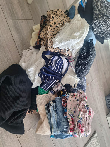Women mixed clothing job lot - job,