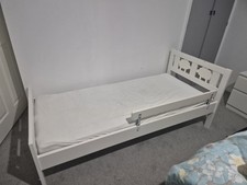White IKEA KRITTER Bed Frame with Mattress – Great Condition