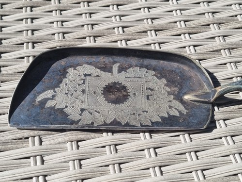 Vintage silver plated crumb - silver,