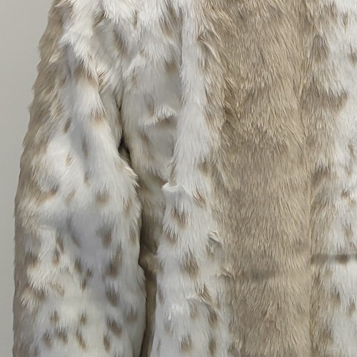 Elegant women white pelt - women's,