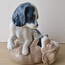 LLADRO NAO Puppies Playing
