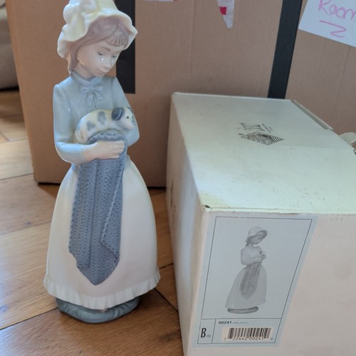 Nao lladro girl with puppy - nao/lladro,