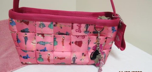 Harveys seatbelt bags limited - bags,