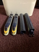 HORNBY 00 GAUGE  EUROSTAR SET