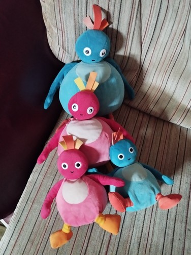 Twirlywoos soft toy plush four - twirlywoos,