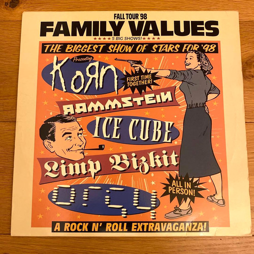 Family values tour us - family,