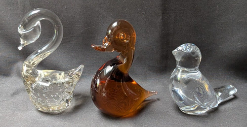 Glass bird figurines swan - glass,