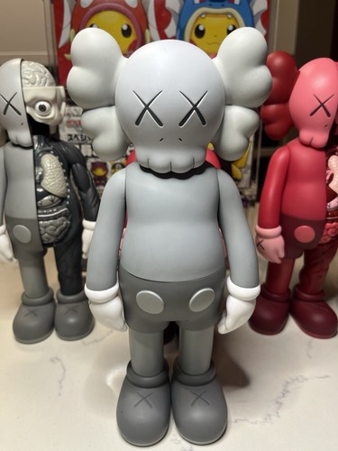 Medicom toy kaws - toy, companion