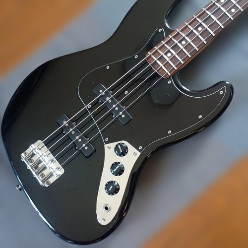 Fender jazz bass made - bass,