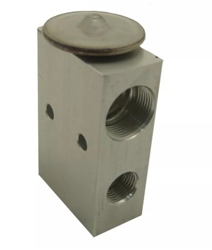 Expansion valve for - expansion,