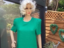 1980 s Green Dress   Padded Shoulders Gorgeous Button Details Down The Back 
