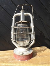 Vintage Chalwyn 'Sandstar' Paraffin Lamp with Glass guard .Made in Great Britain