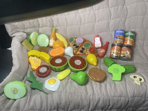 Pretend play food some split - some,