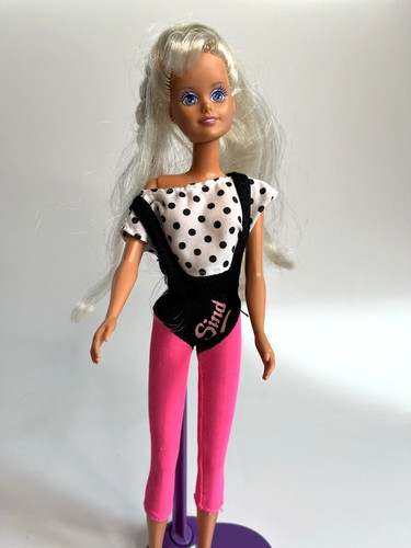 Vintage collectible 1988 sindy - vintage,