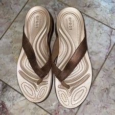 Crocs Capri Wedge Bronze Thong