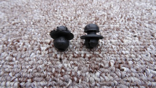 Honda parcel shelf - clip, rear