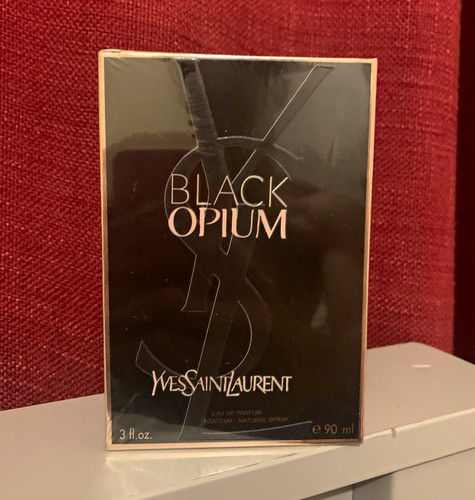 Yves saint laurent black - saint, opium