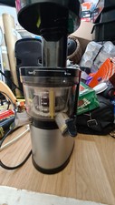 Hurom verticle slow juicer HF-SBE06 VERY GOOD Condition