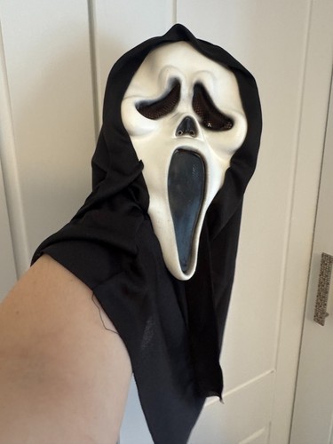 Scream mask with - mask,