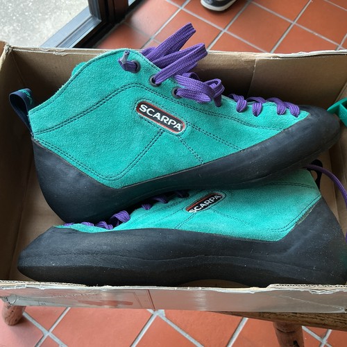 Scarpa rock climbing boots - boots, uk