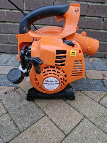 Leaf blower - leaf,