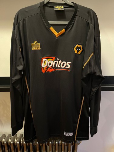 Wolves retro away football - away,