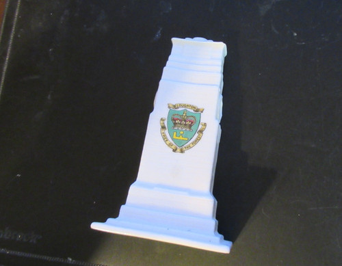 Loughton crest ww1 era - loughton, wh