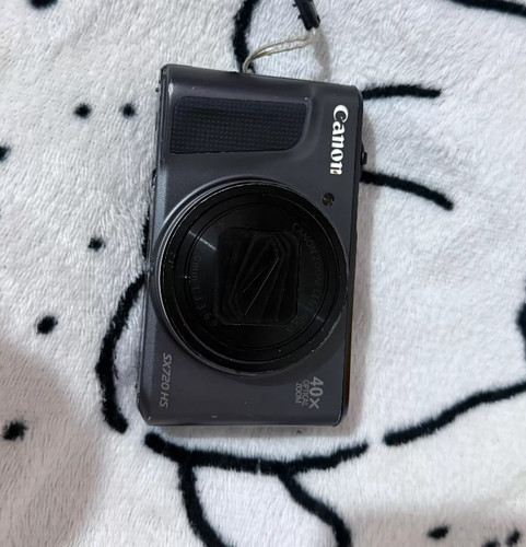 Used canon powershot sx720 - used,