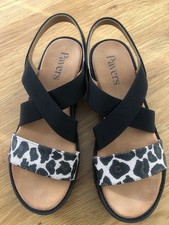 Pavers ladies Sandals 