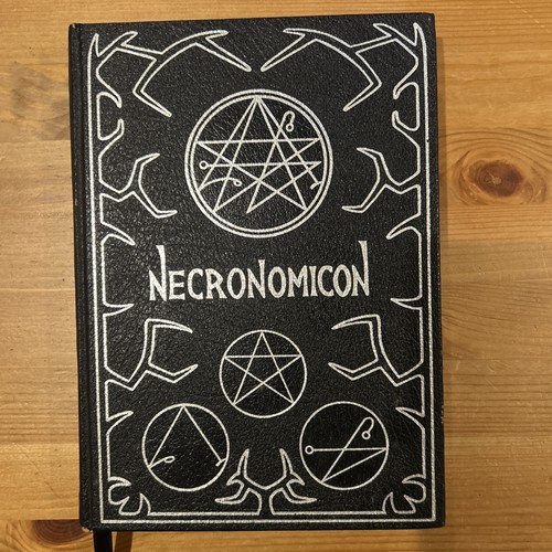 Necronomicon hardcover - (simon),