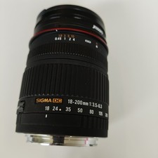 Sigma DC 18-200mm F3.5-6.3