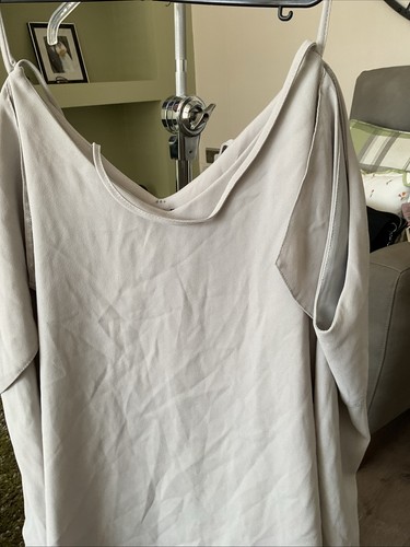 Cold shoulder blouse - shoulder,