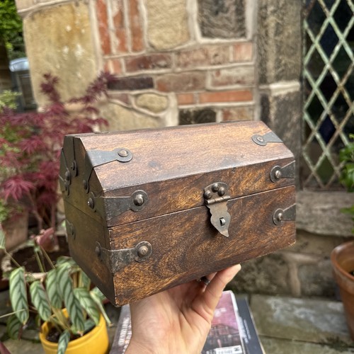 Vintage wooden storage box - wooden,