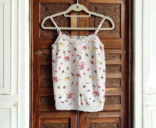 White floral bee camisole top - floral,