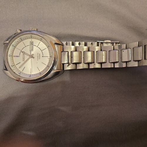 Seiko 5m63 0ak0 kinetic - 0ak0,