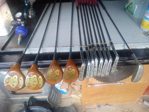 Vintage complete golf club set - complete,