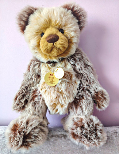Charlie bears bernie - charlie,