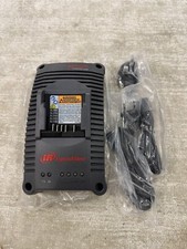 INGERSOLL RAND BC1121 CORDLESS BATTERY CHARGER 12V / 20V (INCLUDES VAT)