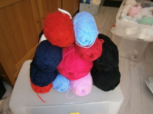 Job lot mixed colours - of,