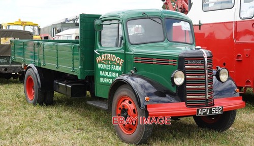 Photo apv592 1951 bedford o - photo,