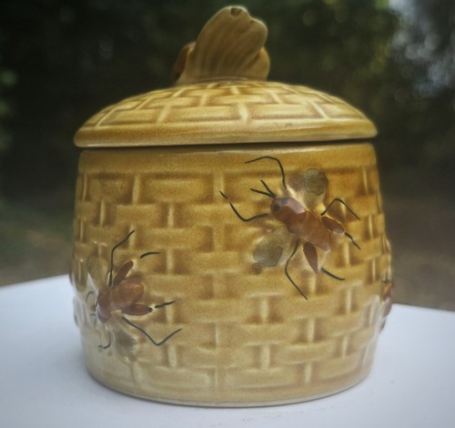 Beehive ceramic honey pot jar - honey,