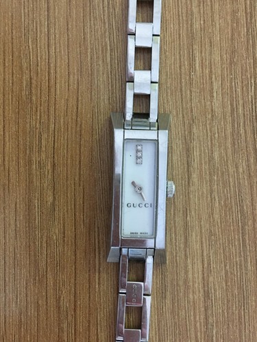Gucci genuine ladies diamond - ,