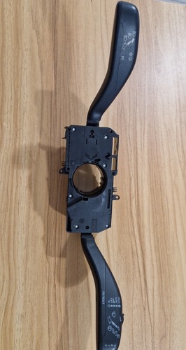 Volkswagen polo wiper - volkswagen,
