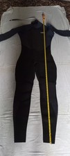  Wet Suit (Size Medium) Full