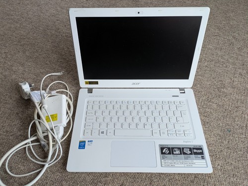 Acer aspire 371 - v3, i5