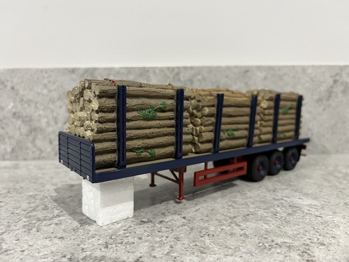 Corgi tri axle flatbed - corgi, tri-axle